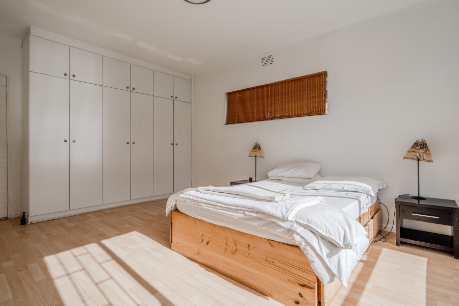 To Let 3 Bedroom Property for Rent in Camps Bay Western Cape